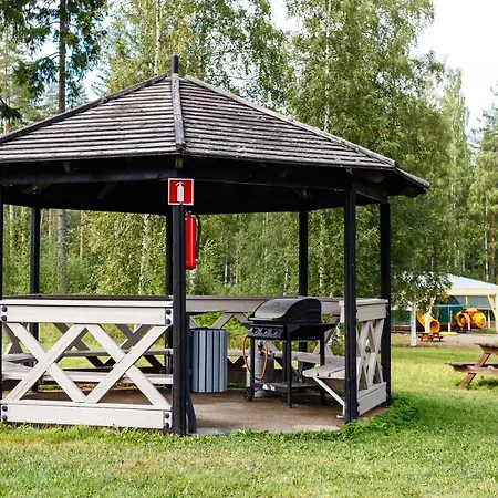 Punkaharju Resort 4* פונקהריו